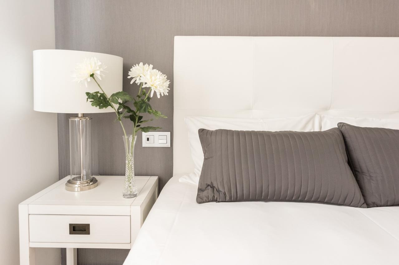 Latina Suite Madrid Exterior foto
