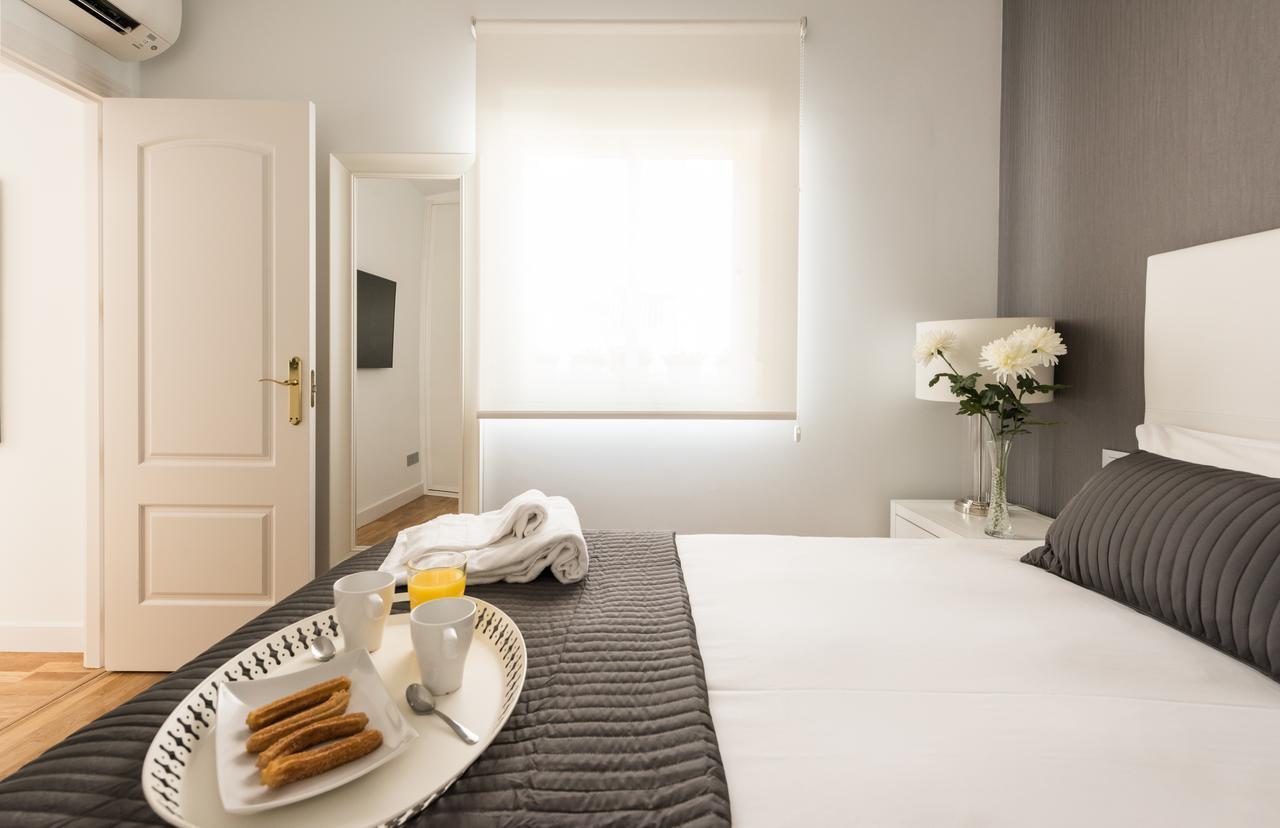 Latina Suite Madrid Habitación foto